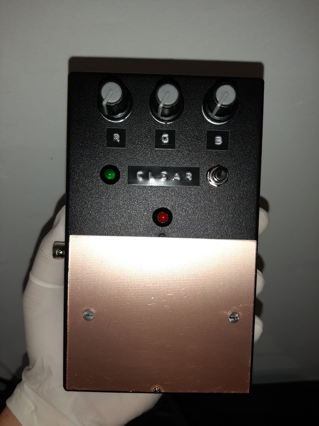 Custom witness plate radionic device